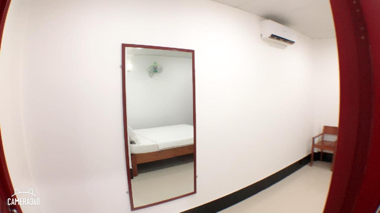 Ha Phat Hotel Duong Dong  Exterior photo
